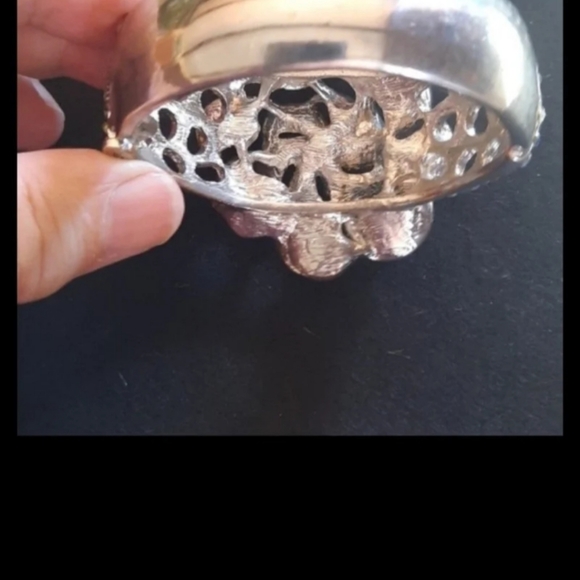 Fashion BLING Cuffs - Picture 9 of 10